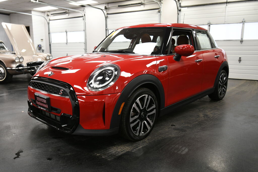 Vehicle image 1 of 37