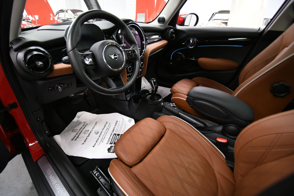 Vehicle image 12 of 37