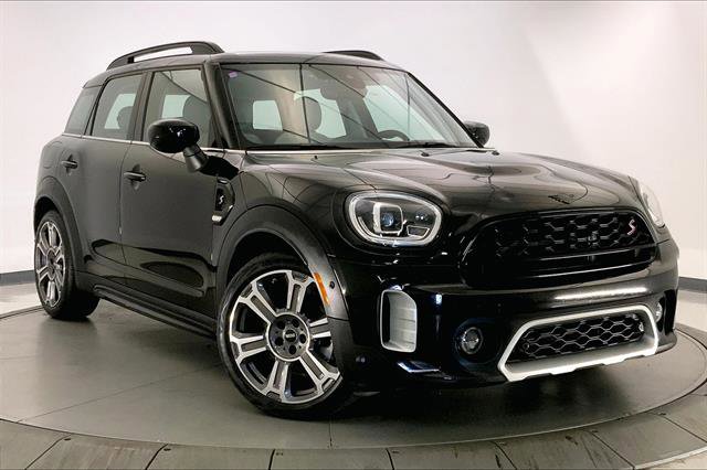 Vehicle image 4 of 33