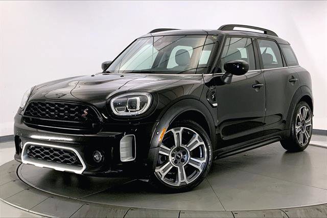 Vehicle image 1 of 33