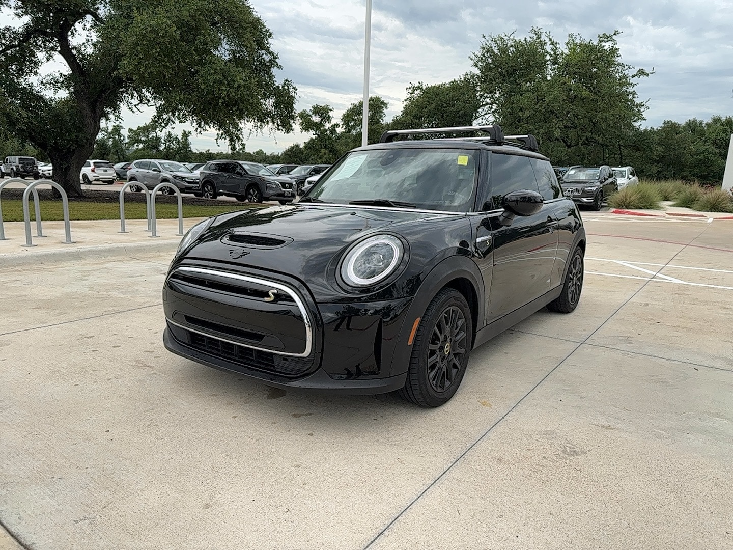 Vehicle image 2 of 24