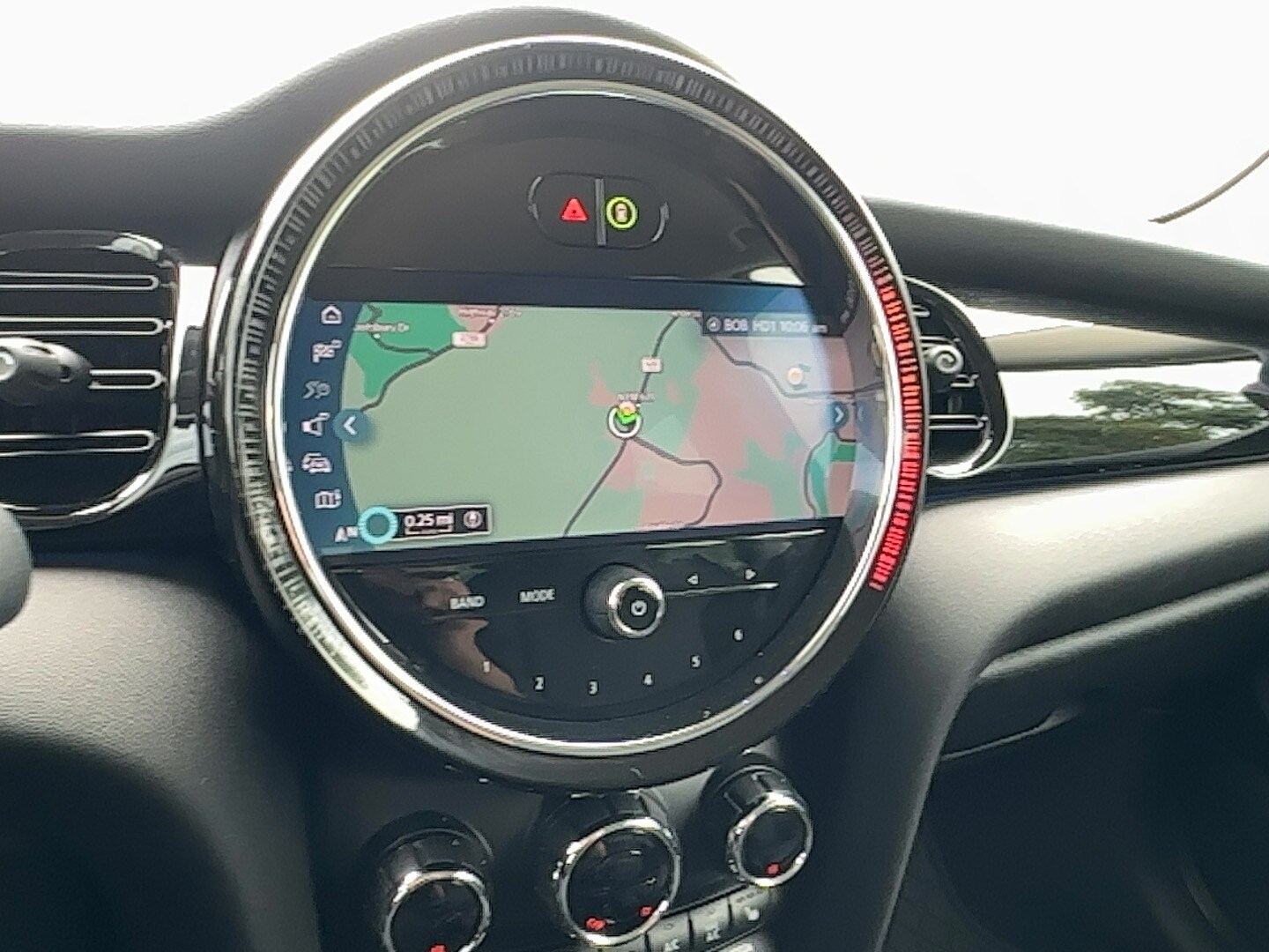Vehicle image 20 of 24