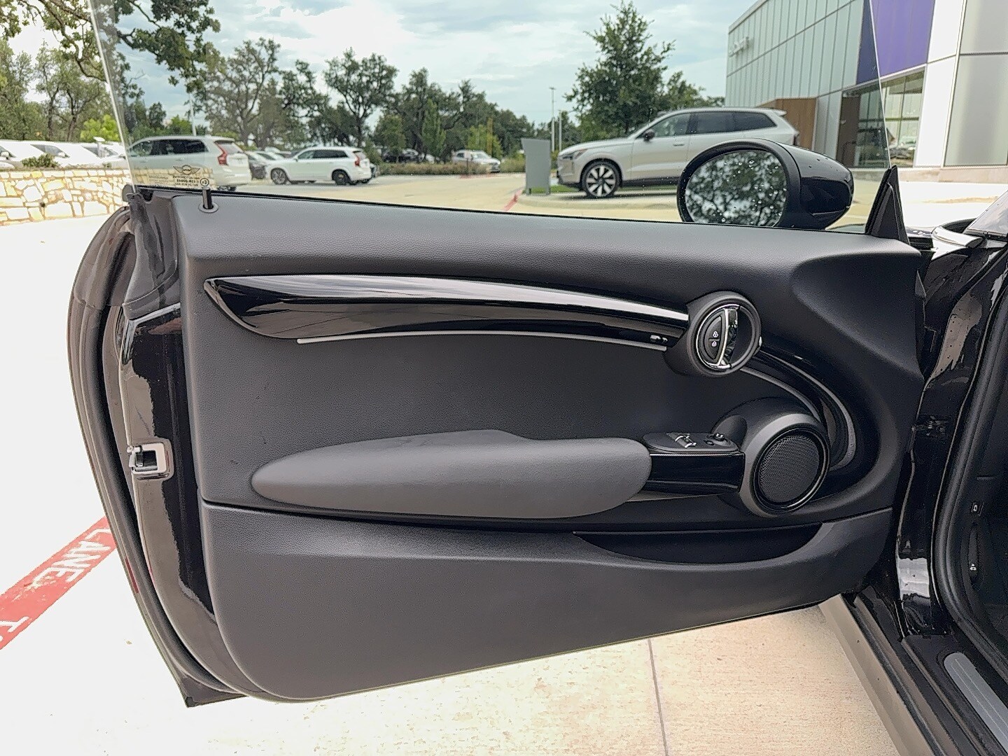 Vehicle image 12 of 24