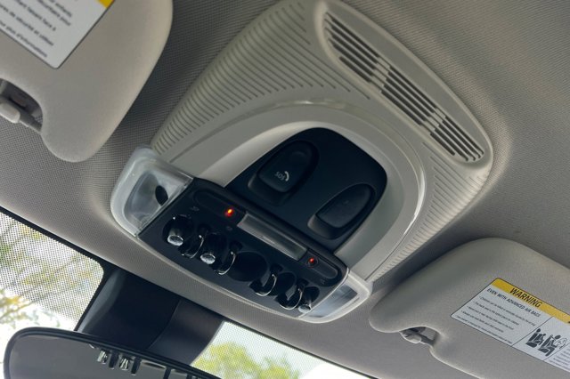 Vehicle image 22 of 39