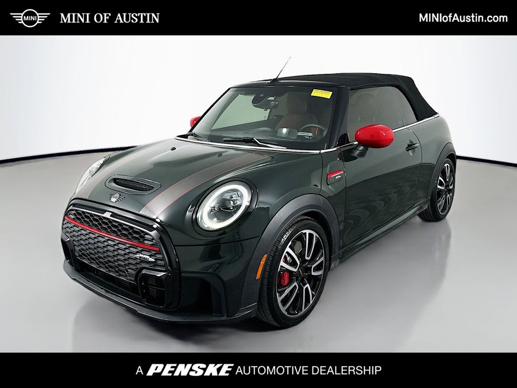 Vehicle image 1 of 32