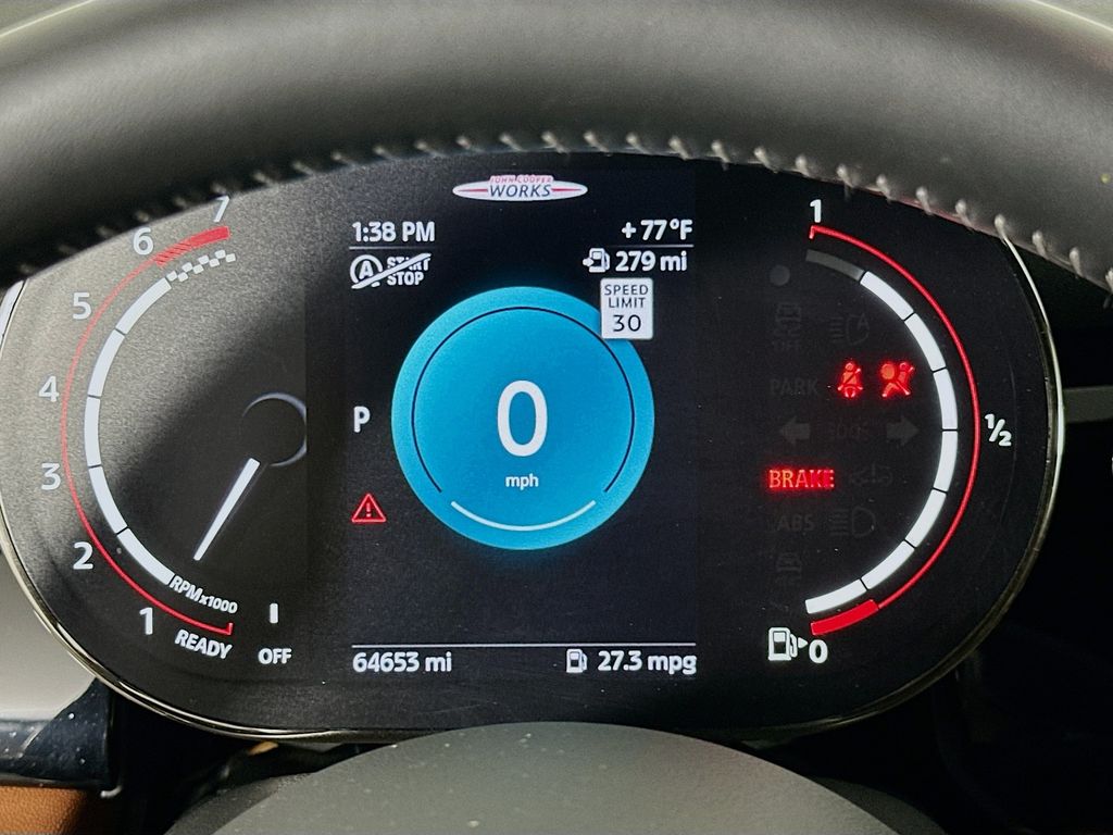Vehicle image 12 of 32
