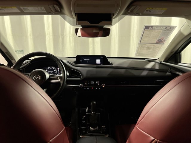 2022 Mazda CX-30 2.5 S Carbon Edition Image 11 of 27