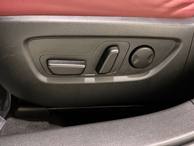 2022 Mazda CX-30 2.5 S Carbon Edition Image 26 of 27