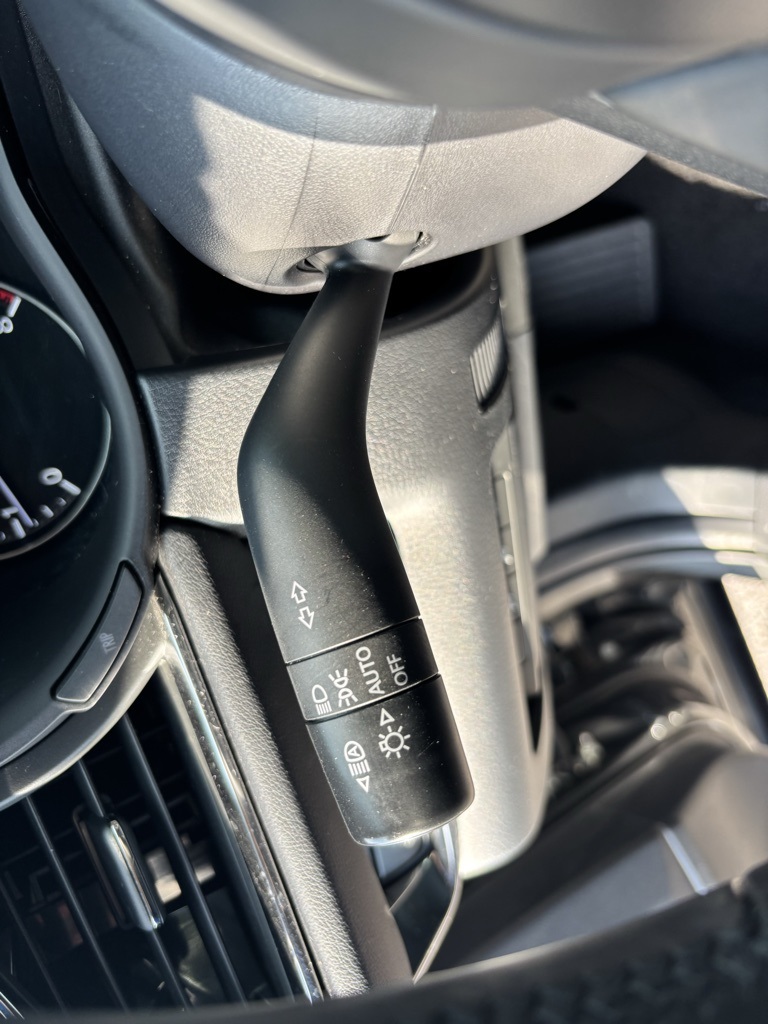 2022 Mazda CX-30 2.5 S Preferred Package Image 31 of 36