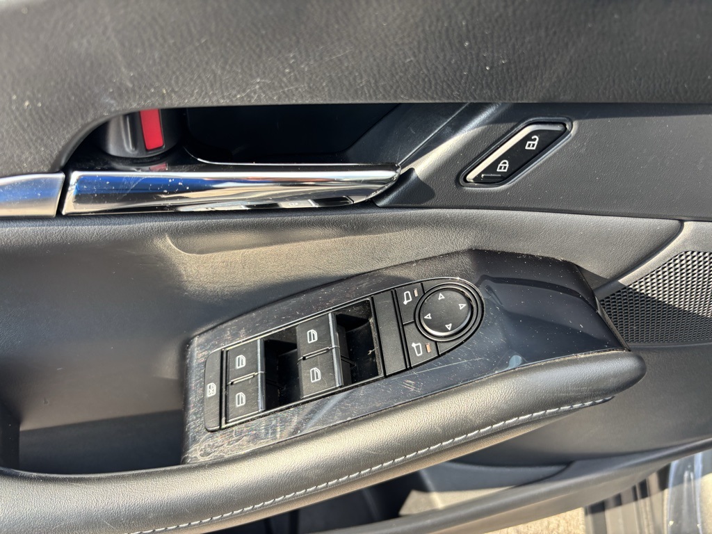 2022 Mazda CX-30 2.5 S Preferred Package Image 34 of 36