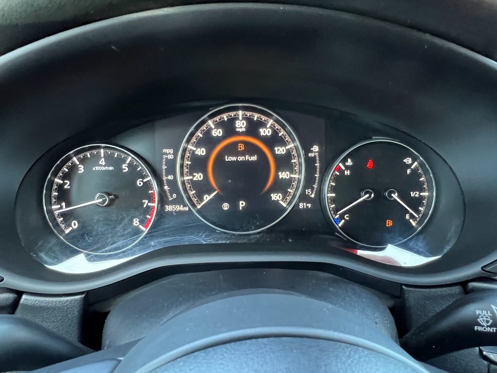 Vehicle image 22 of 28