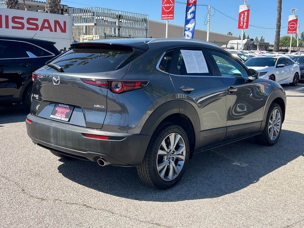 Vehicle image 6 of 28