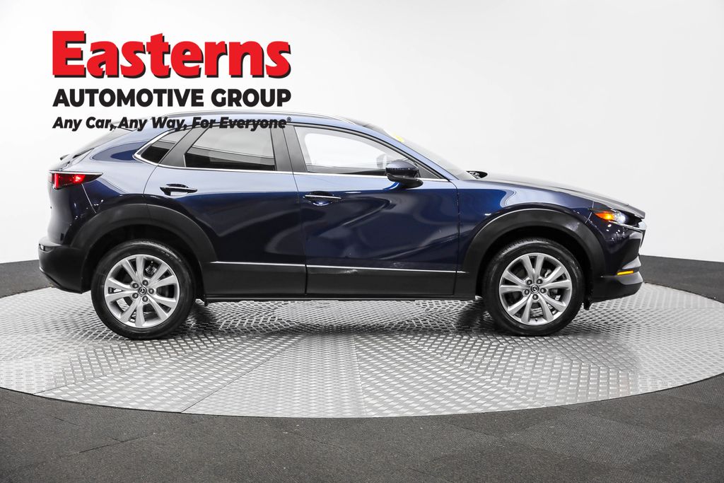 2022 Mazda CX-30 2.5 S Preferred Package Image 17 of 68