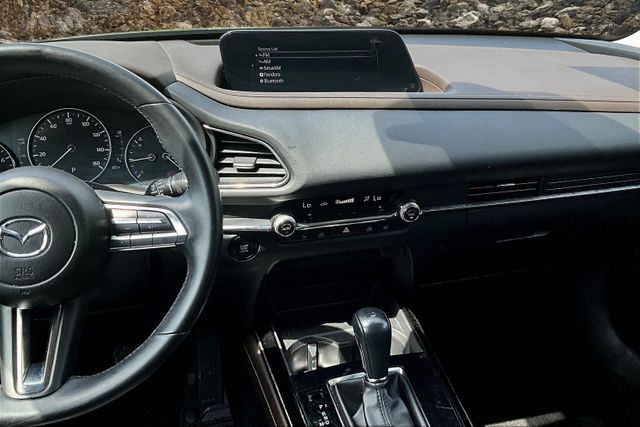 2022 Mazda CX-30 2.5 S Premium Package Image 12 of 32