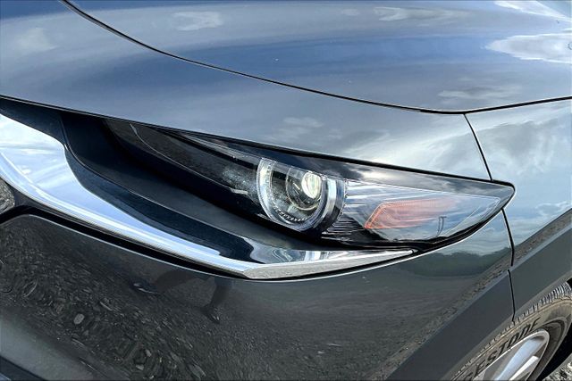 2022 Mazda CX-30 2.5 S Premium Package Image 25 of 32