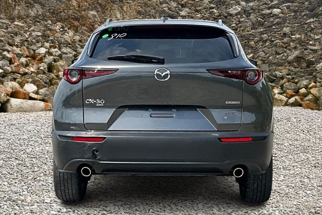 2022 Mazda CX-30 2.5 S Premium Package Image 5 of 32