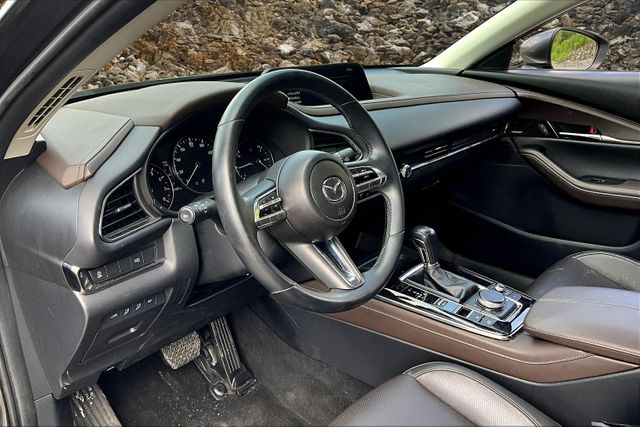 2022 Mazda CX-30 2.5 S Premium Package Image 15 of 32