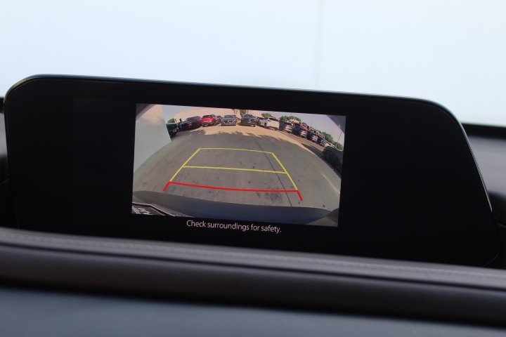 Vehicle image 25 of 39