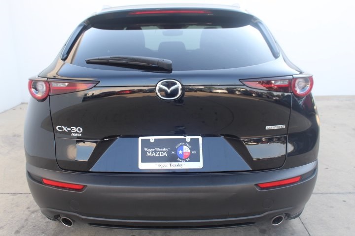 Vehicle image 6 of 39