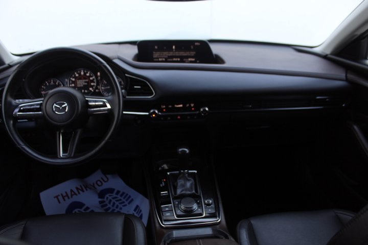 Vehicle image 20 of 39
