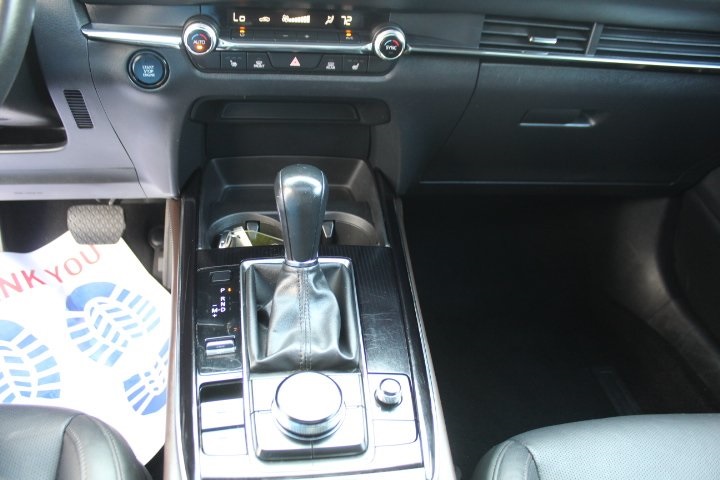 Vehicle image 26 of 39