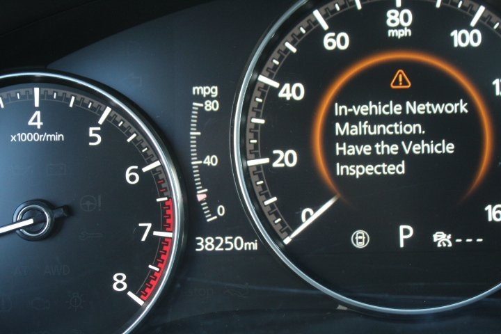 Vehicle image 37 of 39