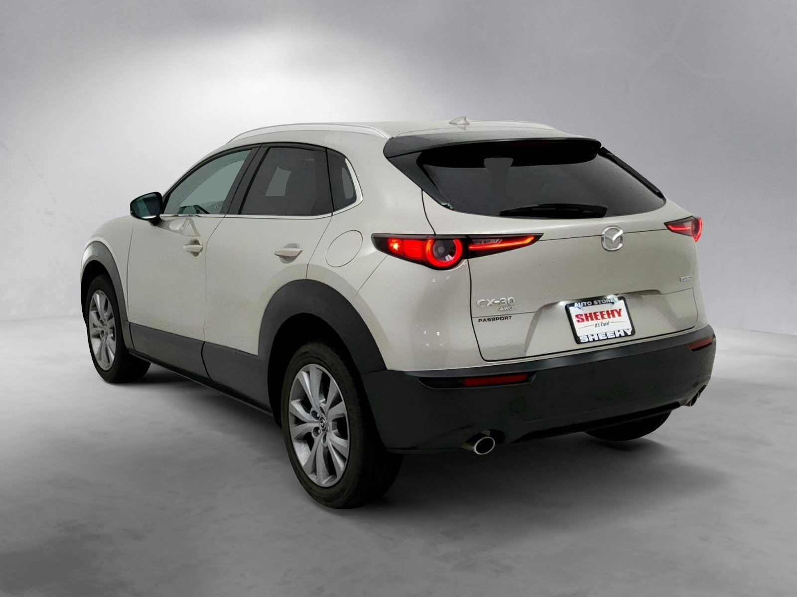 Vehicle image 17 of 43