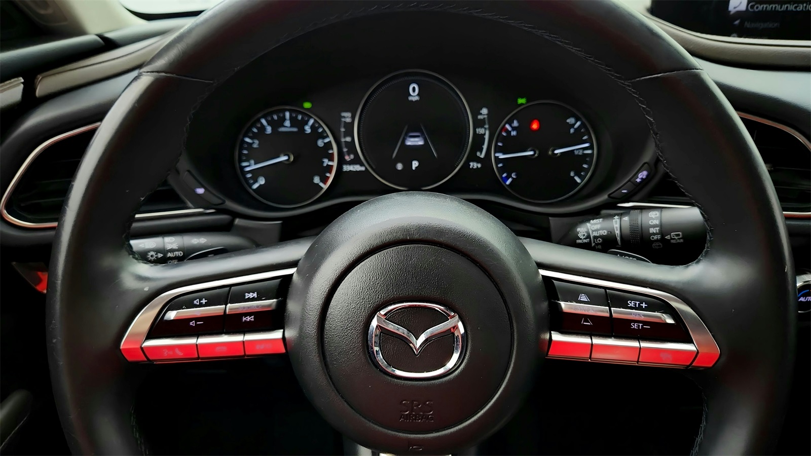 Vehicle image 27 of 43