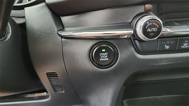 2022 Mazda CX-30 2.5 S Premium Package Image 23 of 37