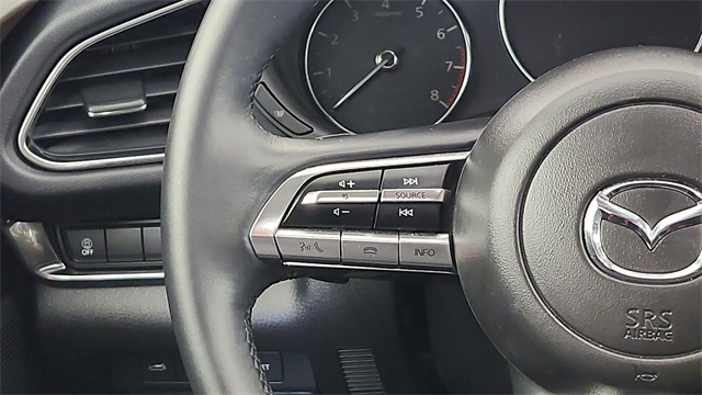 2022 Mazda CX-30 2.5 S Premium Package Image 16 of 37