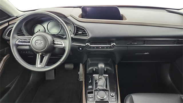 2022 Mazda CX-30 2.5 S Premium Package Image 13 of 37