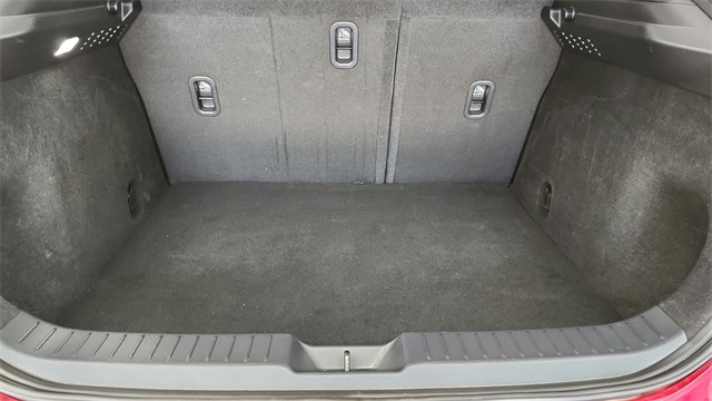 2022 Mazda CX-30 2.5 S Premium Package Image 9 of 37