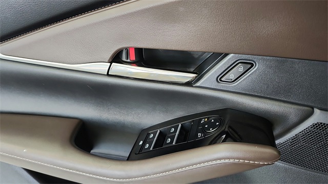 2022 Mazda CX-30 2.5 S Premium Package Image 35 of 37