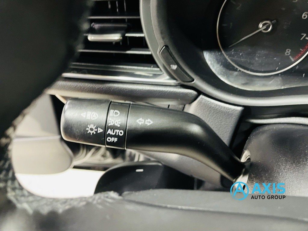 2022 Mazda CX-30 2.5 S Premium Package Image 42 of 45