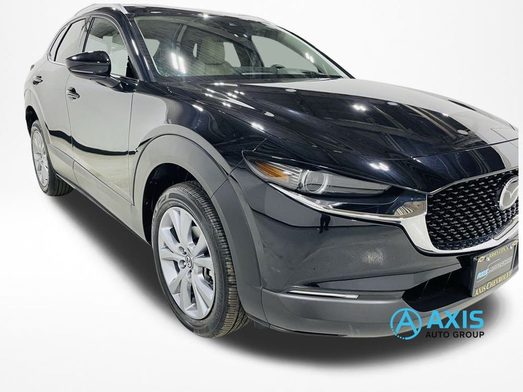2022 Mazda CX-30 2.5 S Premium Package Image 10 of 45