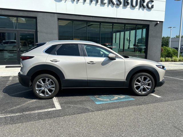 Vehicle image 4 of 30