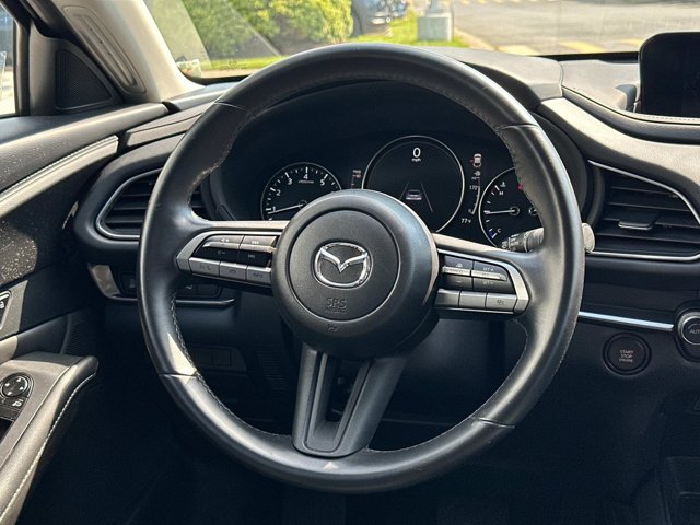 Vehicle image 14 of 30