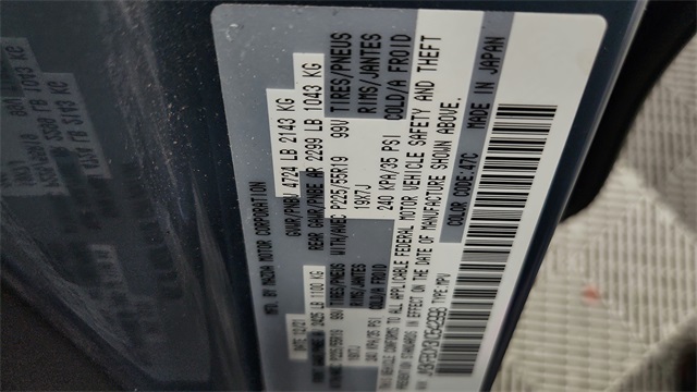 Vehicle image 23 of 26
