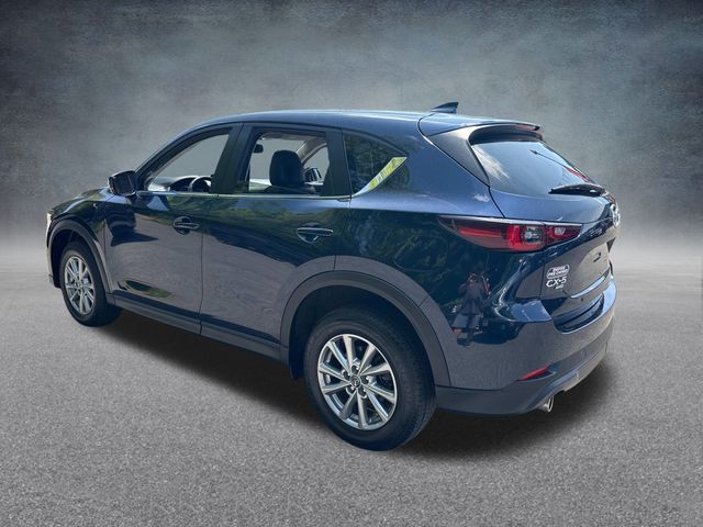 Vehicle image 7 of 43