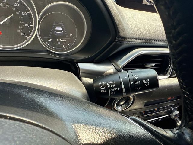 Vehicle image 27 of 43