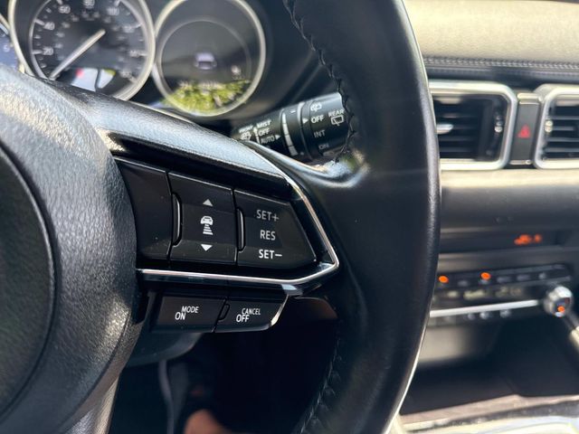 Vehicle image 29 of 43