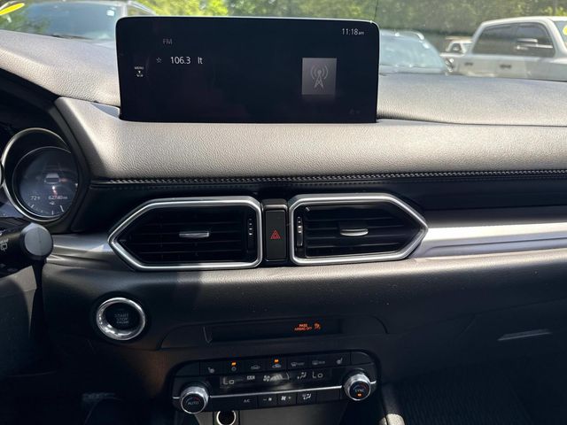 Vehicle image 20 of 43