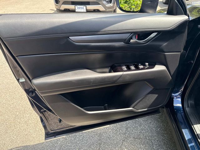 Vehicle image 22 of 43