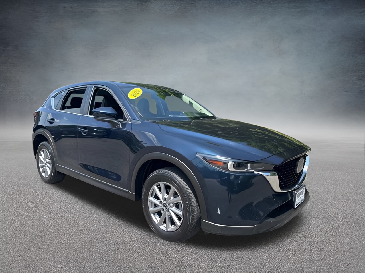 Vehicle image 38 of 43