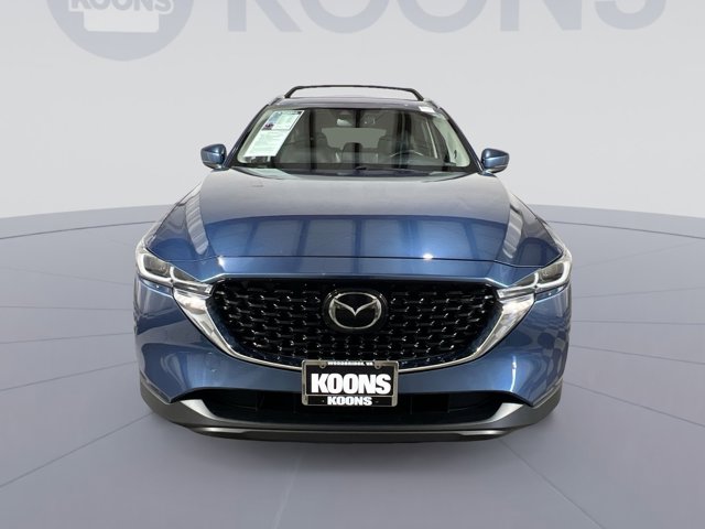 Vehicle image 2 of 28