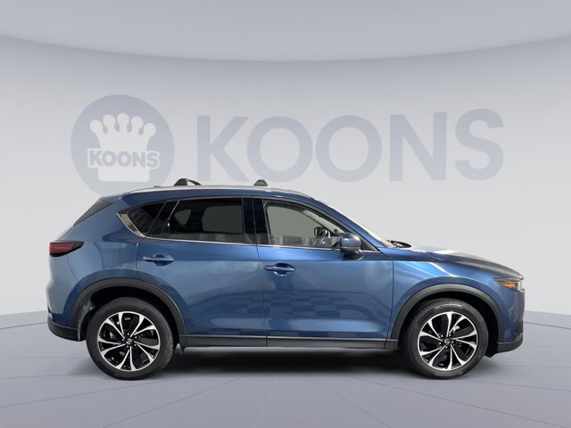 Vehicle image 4 of 28
