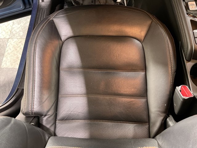Vehicle image 11 of 28