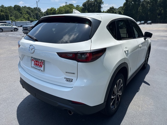 Vehicle image 5 of 39
