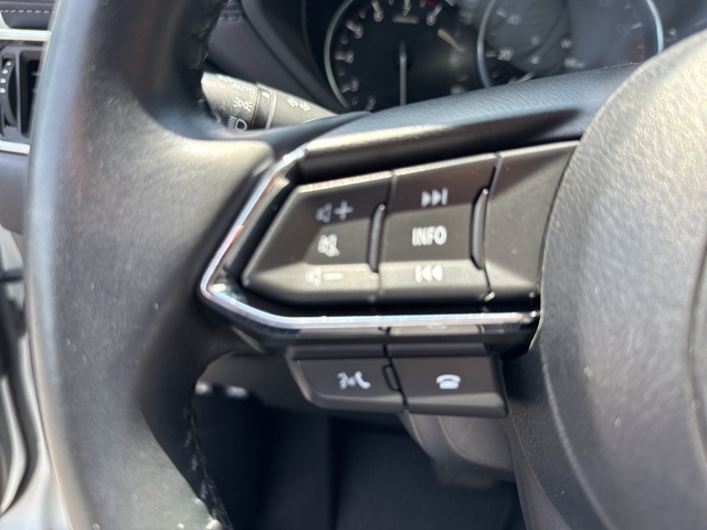 Vehicle image 35 of 39