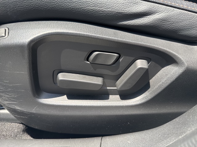 Vehicle image 39 of 39